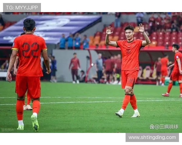 中国男足新帅亮相备战世界杯预选赛引发全国球迷持续热议关注